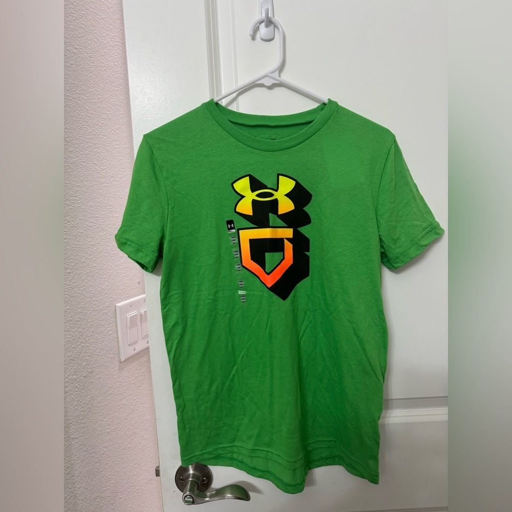 Under Armour Kids Green Short Sleeve Tee with Logo YM